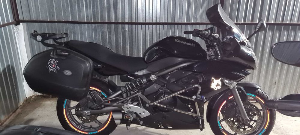 Kawasaki ER-6f (2009)