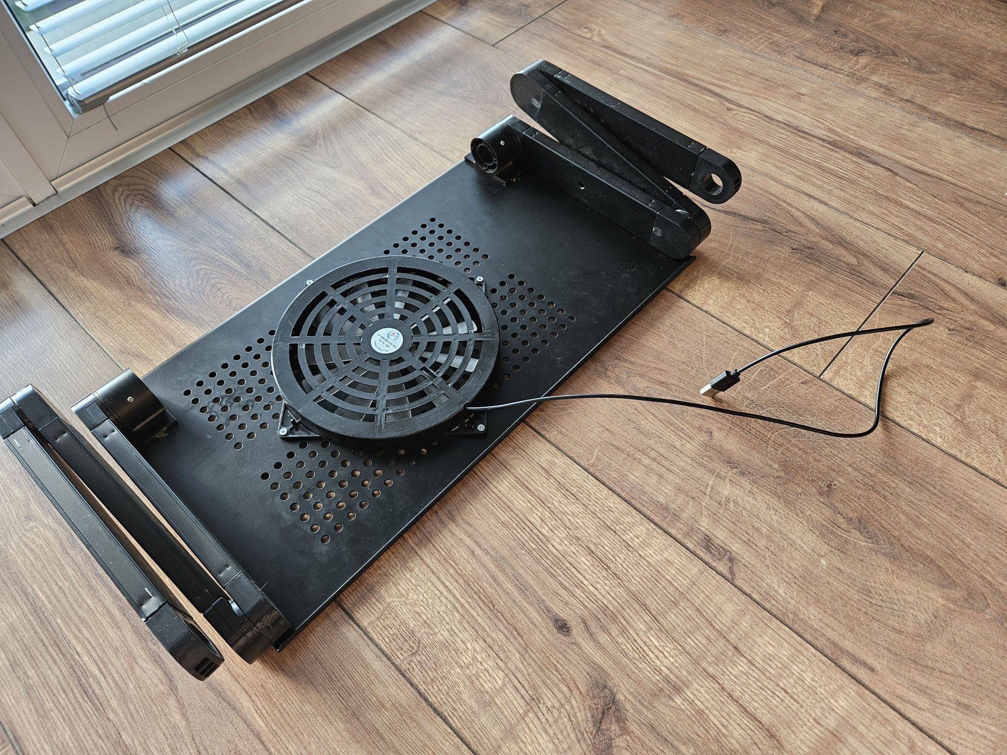 Podstawka pod laptopa
