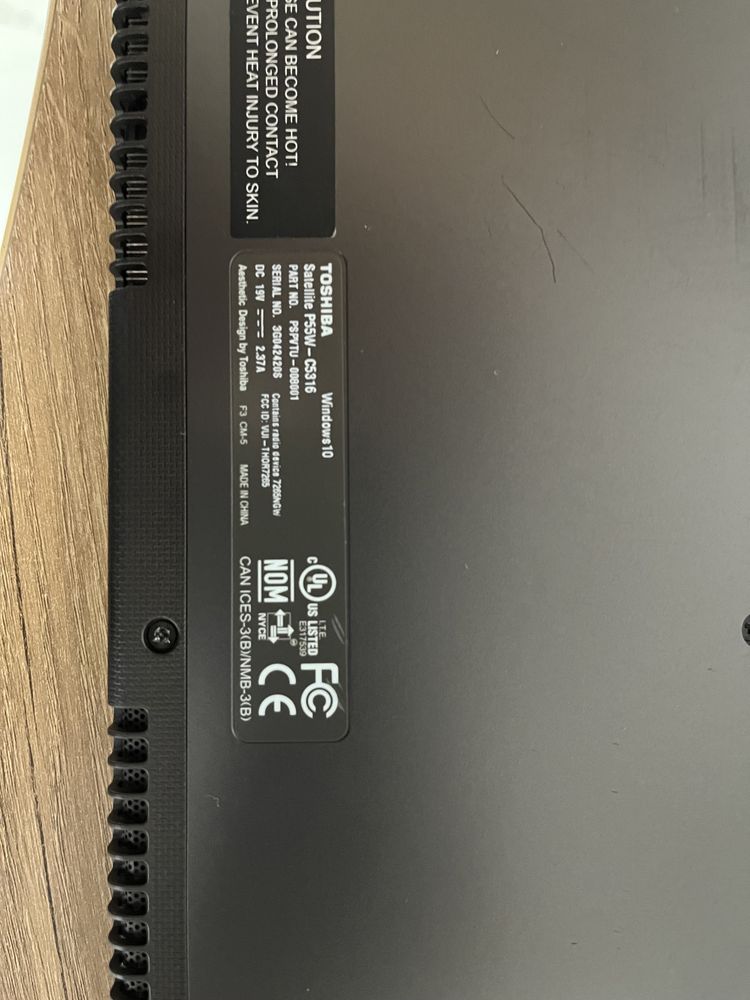 Ноутбук Toshiba (P55W-C5316-4K) (Сенсорний, можна як планшет)