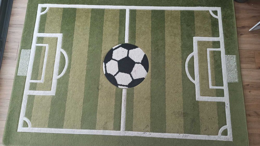 Dywan Boisko piłkarskie do pokoju chlopca