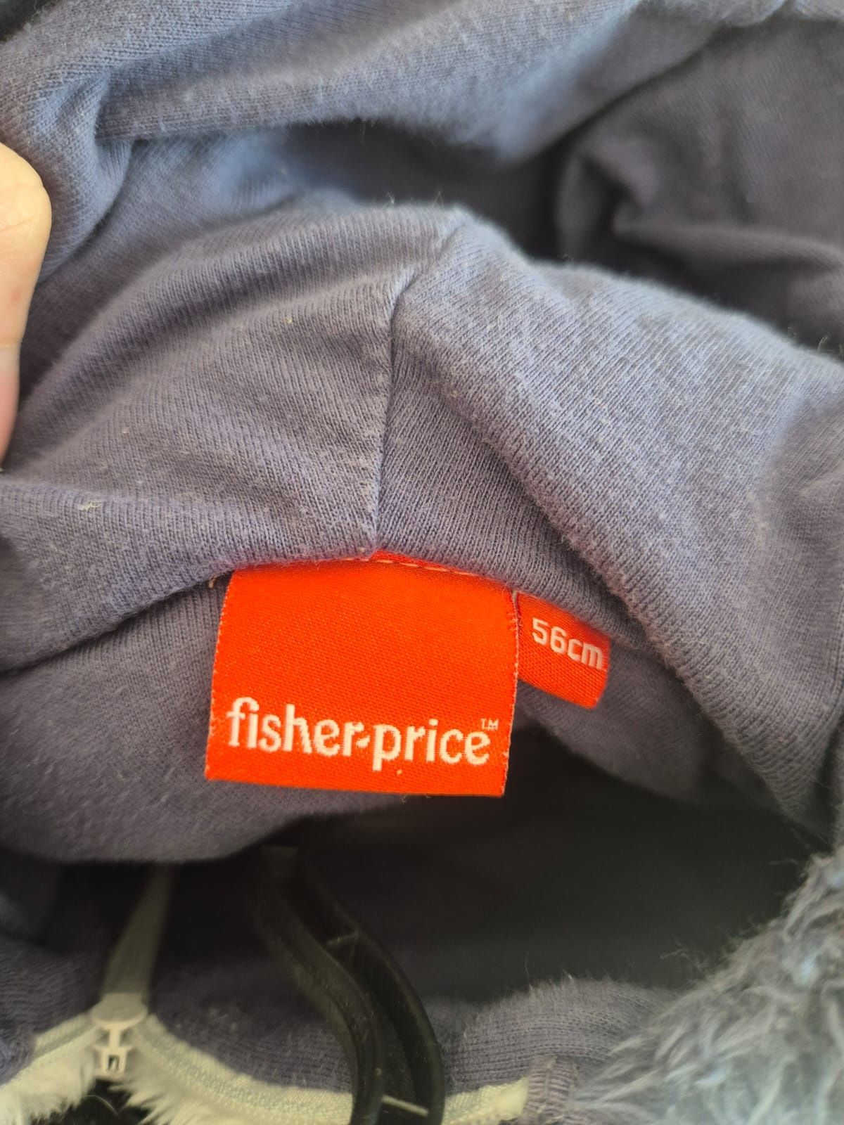Zimowy kombinezon dla dziecka pingwin Fisherprice