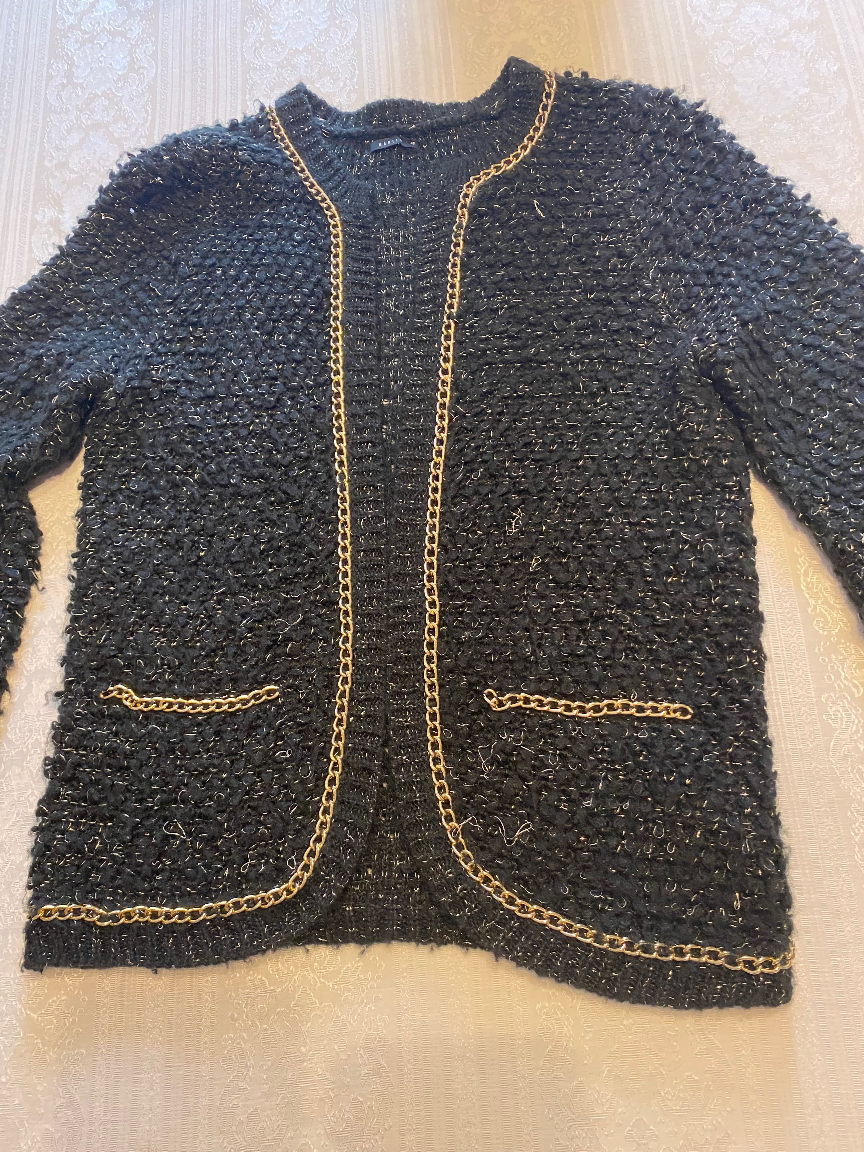 Sweter kardigan Mohito rozmiar XS czarny ze złotą nitką