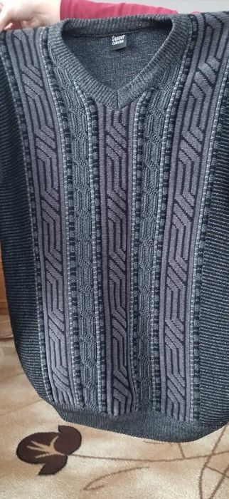 Светр чоловічий; як новий