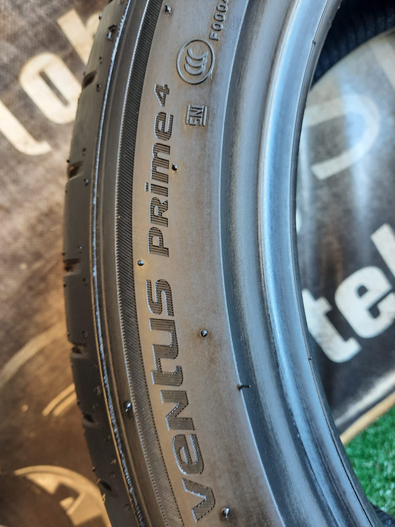 Opony letnie 215/45/17 Hankook Komplet Nowe