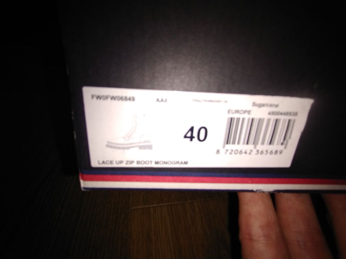 Buty Tommy Hilfiger Monogram beżowe jasne 40 Botki TH