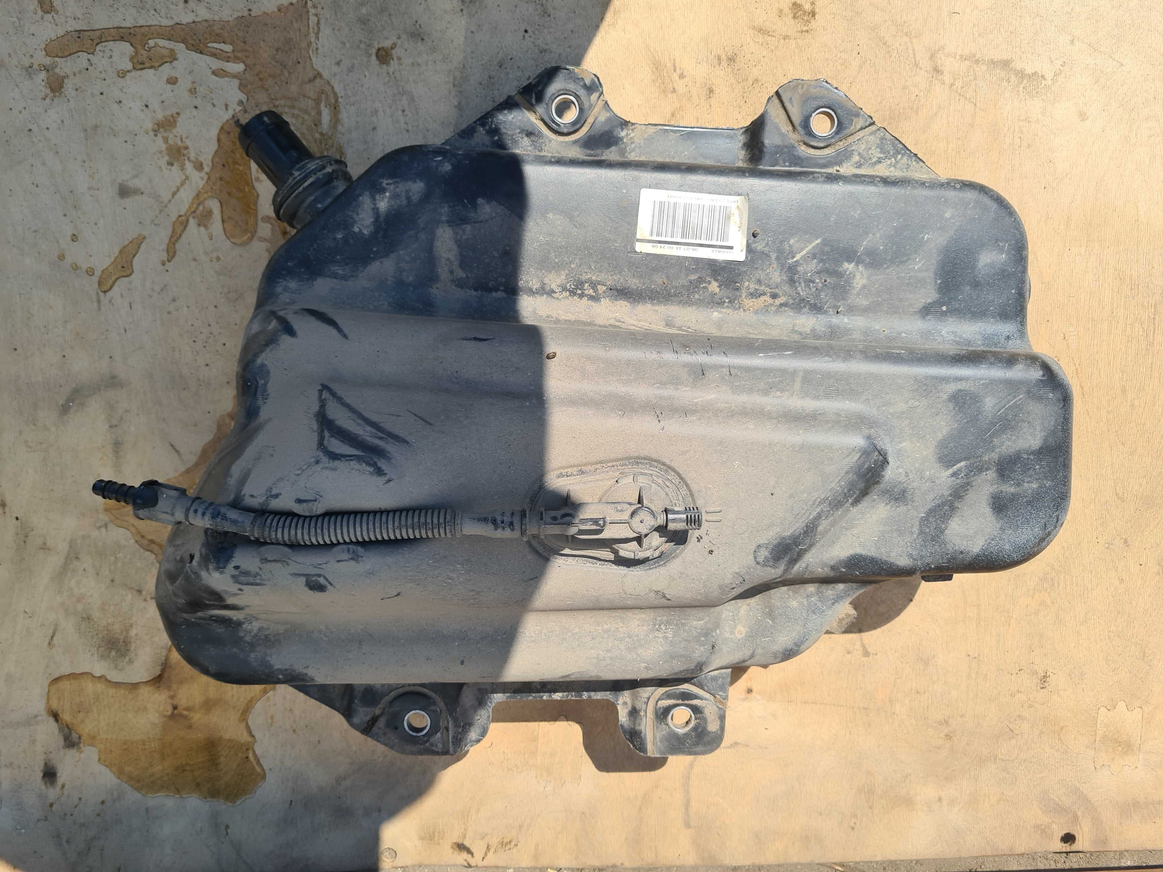 Mercedes Vito 447 2.2 zbiornik pompa AdBlue