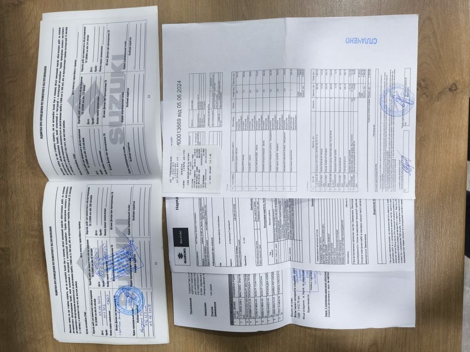 Продам автомобіль Suzuki Vitara GL+