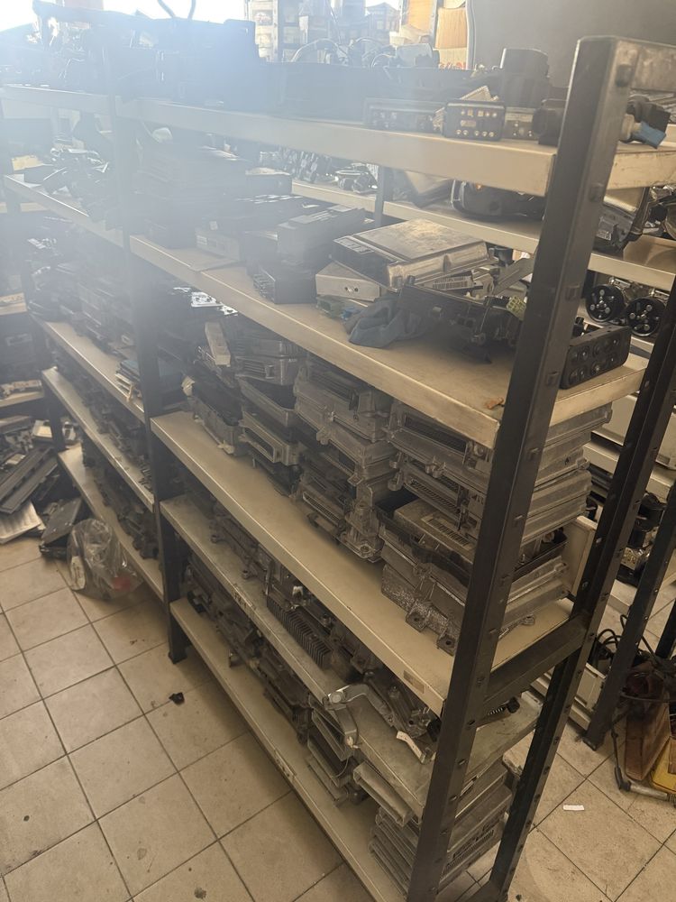 Vendo vário material para automóveis