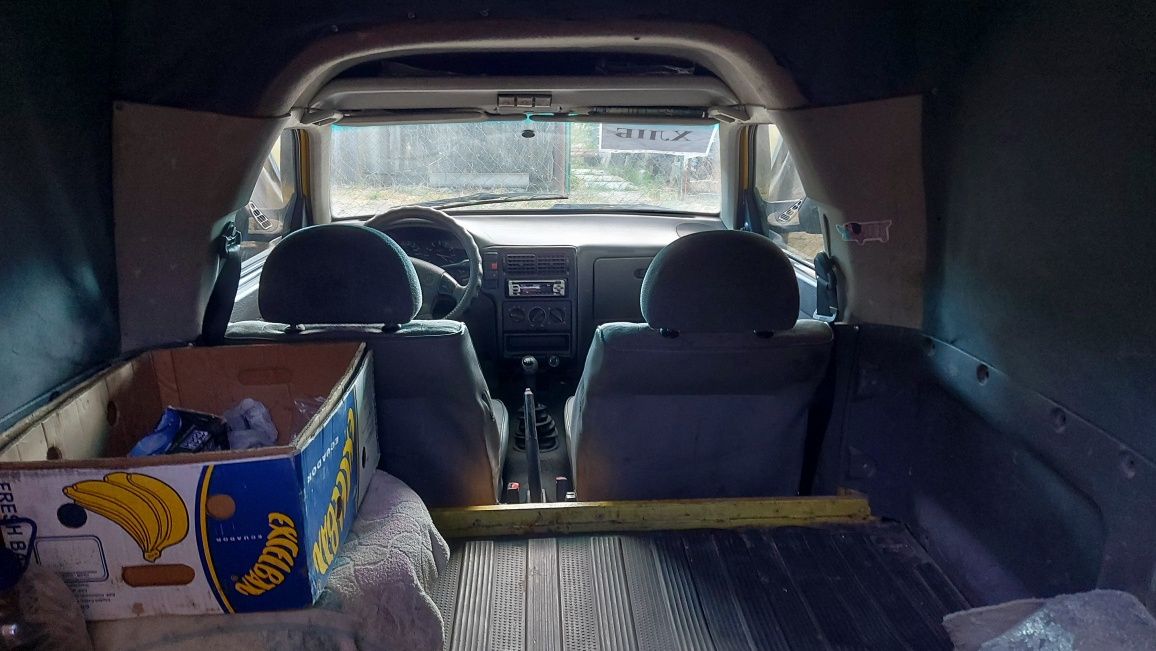 Продам Volkswagen Caddy 1.6 1997 года