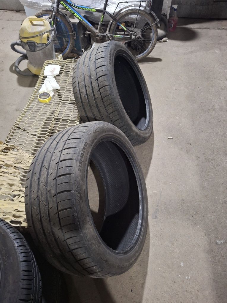 Продам пару 275 40 20 Kustone