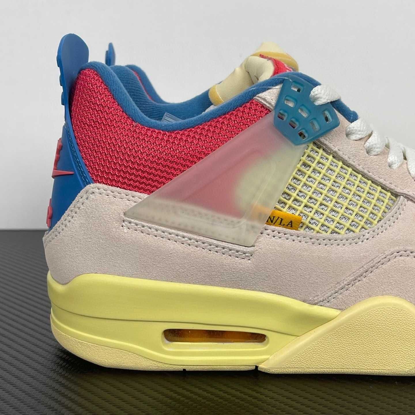 Jordan 4 rétro Union glace goyave.41