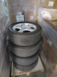 Резина зима  235/55 r17