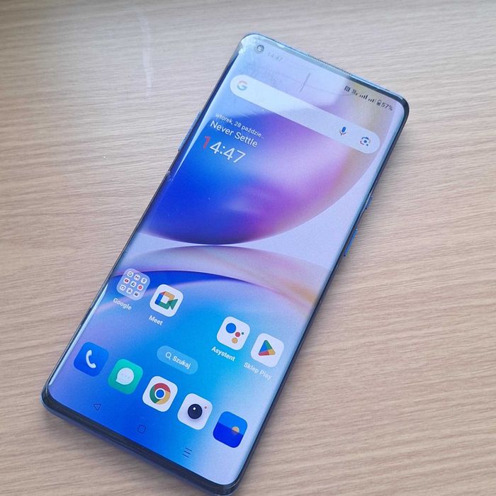 OnePlus 8 Pro 12GB RAM + 256GB – lekko zbity róg, komplet, sprawny