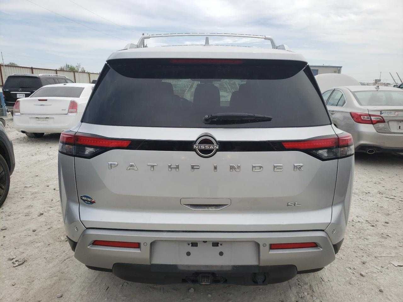 2022 Nissan Pathfinder Sl