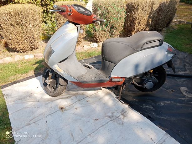Skuter italjet z przeznaczeniem na części