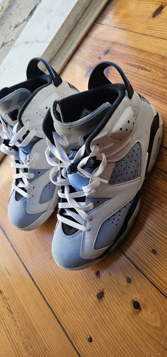 Air Jordan 6 UNC
