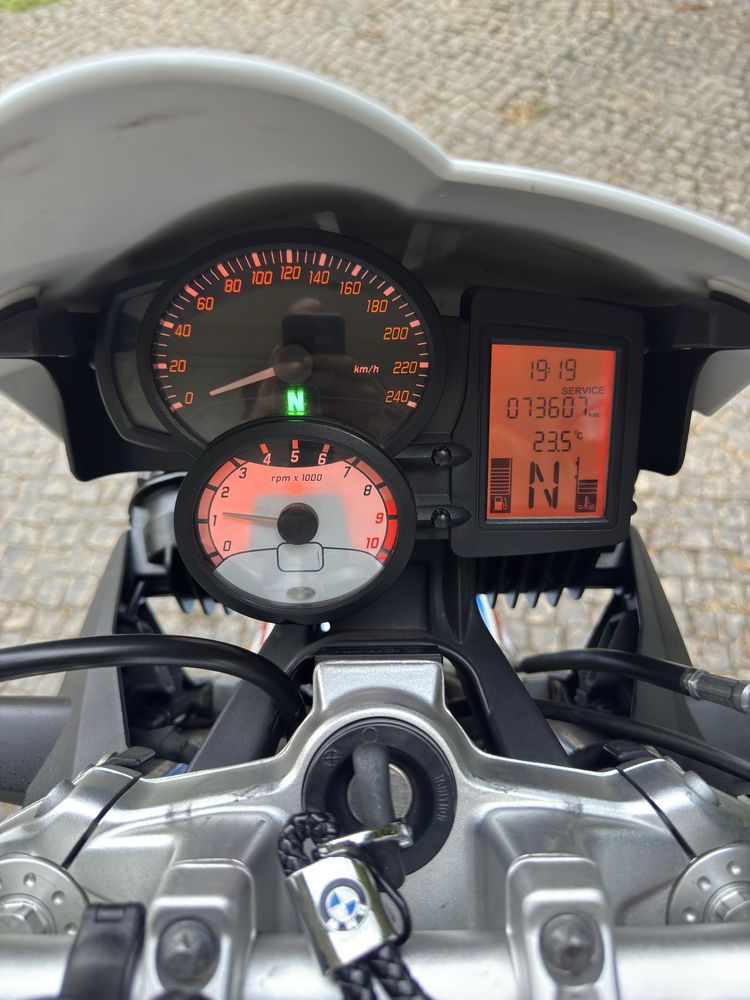 Bmw f800r