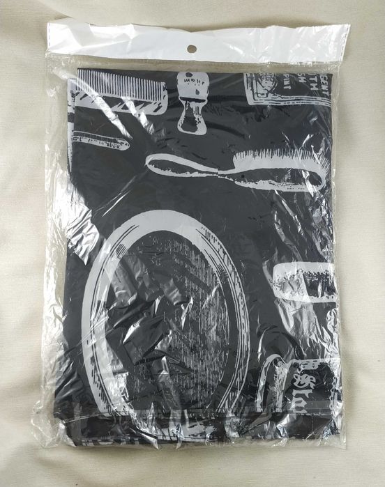 Barberska peleryna fryzjerska  –  120x140cm