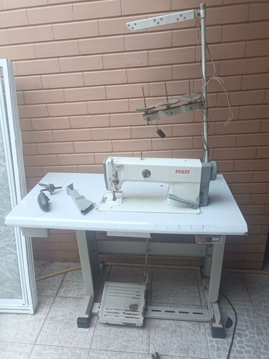 Maquinista cozer industrial