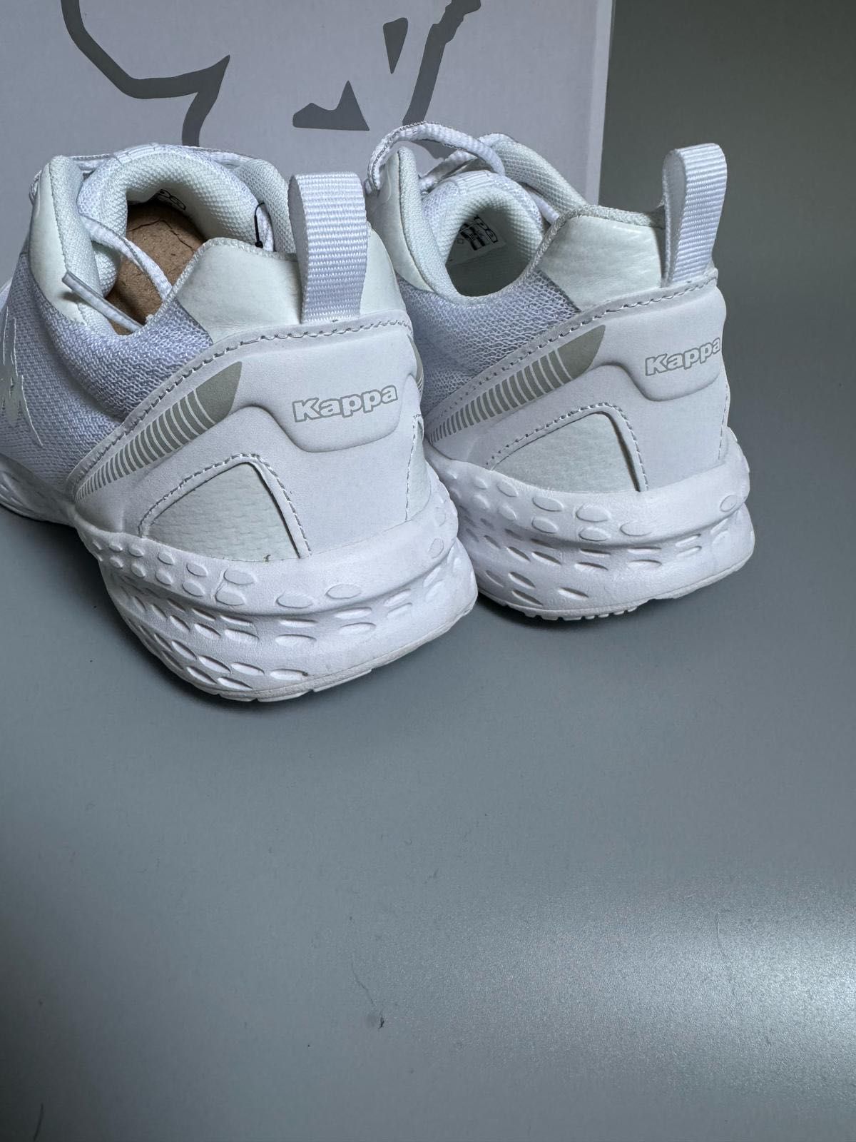 Nowe sneakersy KAPPA  buty sportowe męskie białe 42
