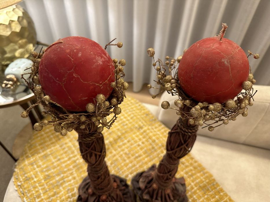 Castiçais altos perfeitos para decoraçao de Natal