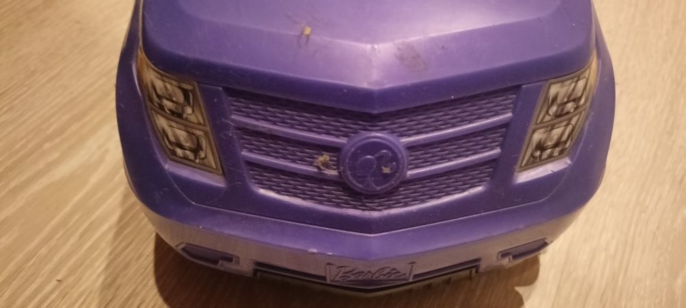 Auto dla lalki barbie