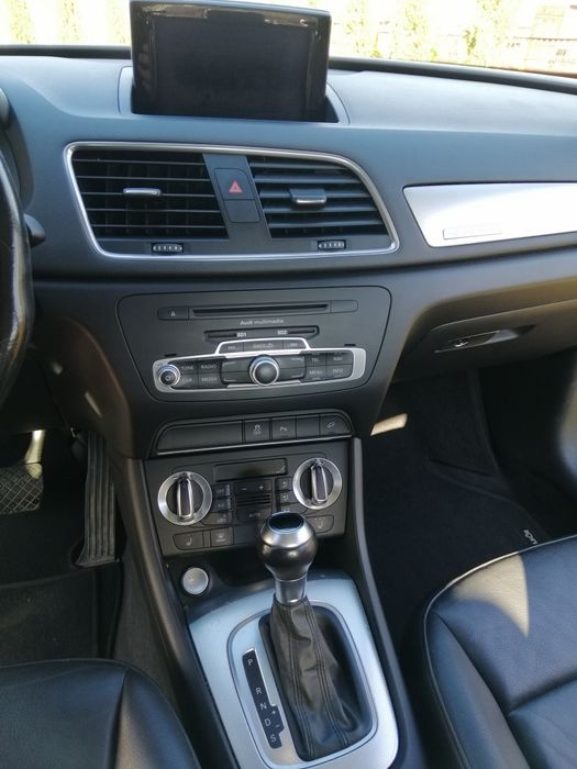 Audi Q3 бензин 2.0 Quattro