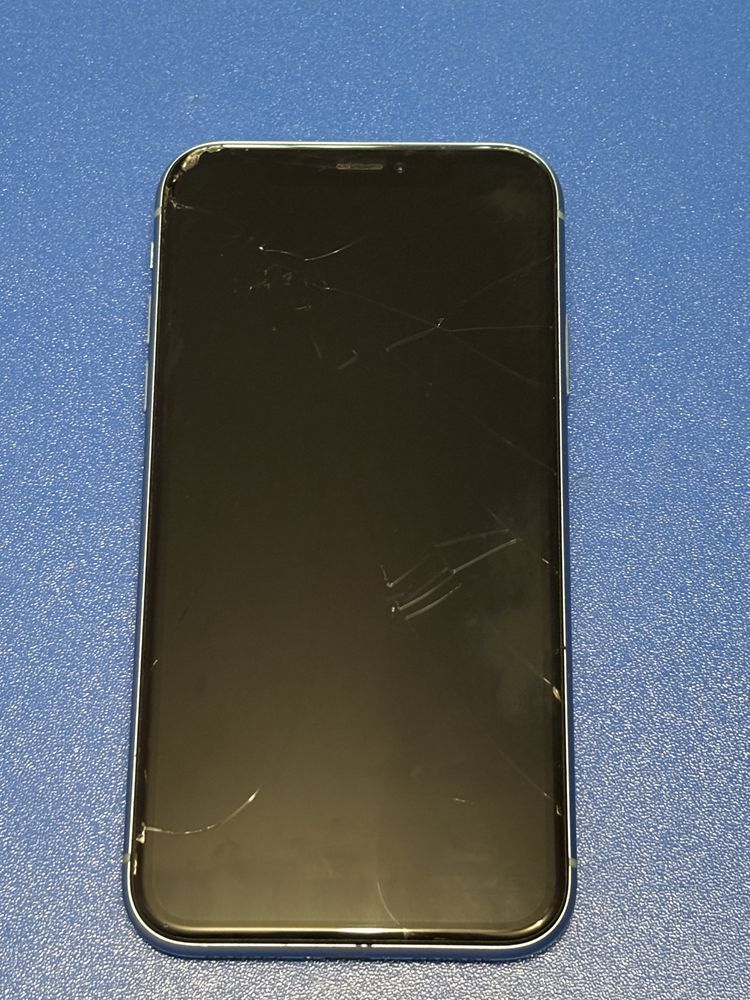 iPhone XR 64 gb.