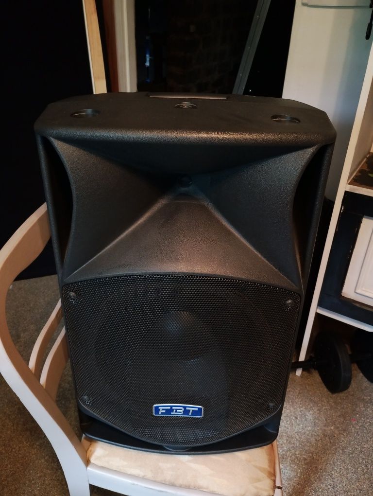 Kolumny  FBT Pro Maxx + mikser