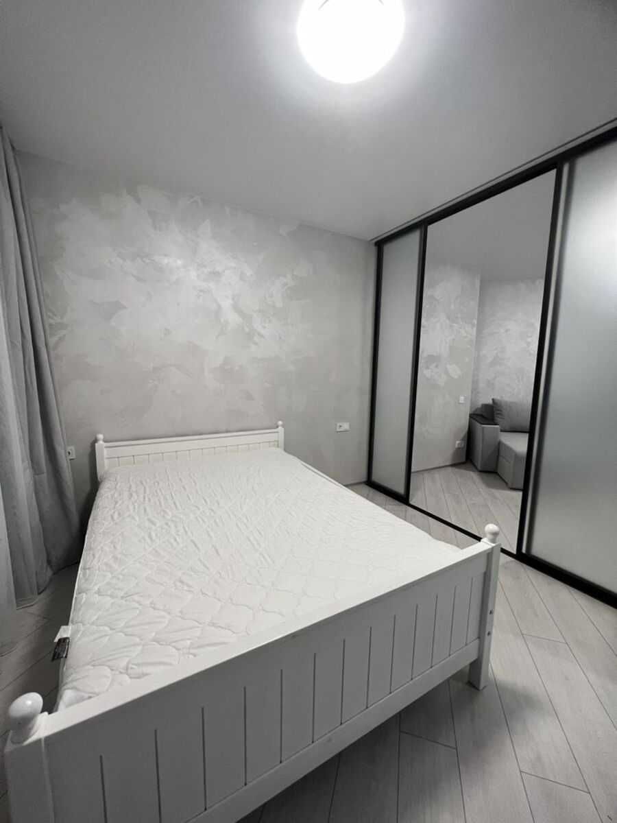 Продам видову розкішну 1-к квартиру ЖК Crystal Avenue з документами