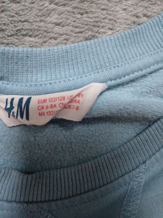 Błękitna bluza dresowa z ciężarówką, lekko ocieplana 128, 7-8 lat