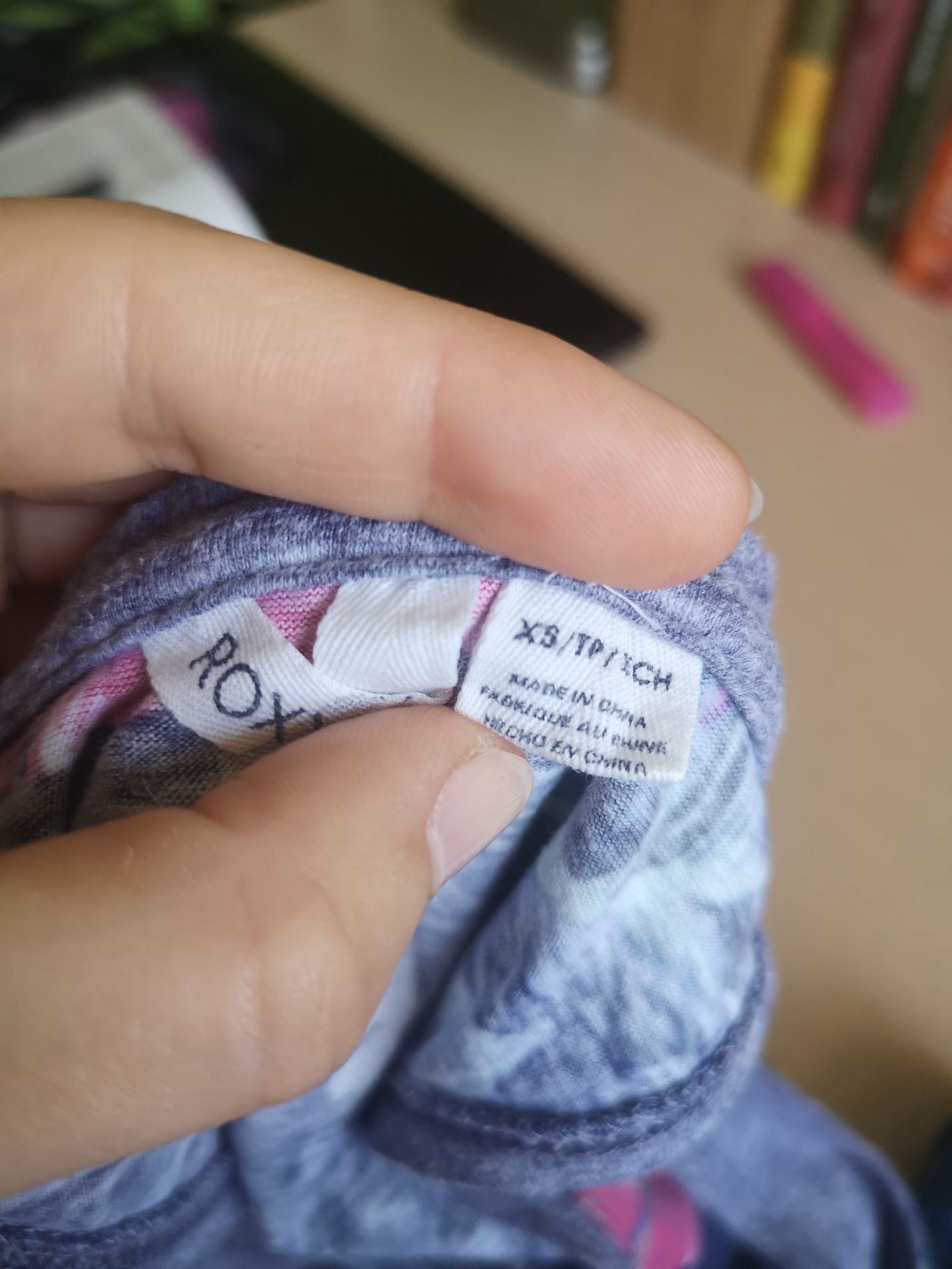 Top koszulka bez rękawów Roxy wzór kwiatowy wakacyjny na lato/ r. S