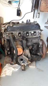 Motor Renault 12