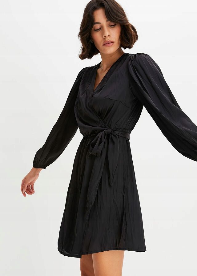 B.P.C kopertowa sukienka satynowa czarna r.50