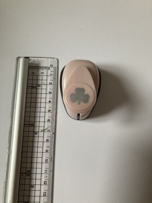 Zestaw dziurkaczy do papieru