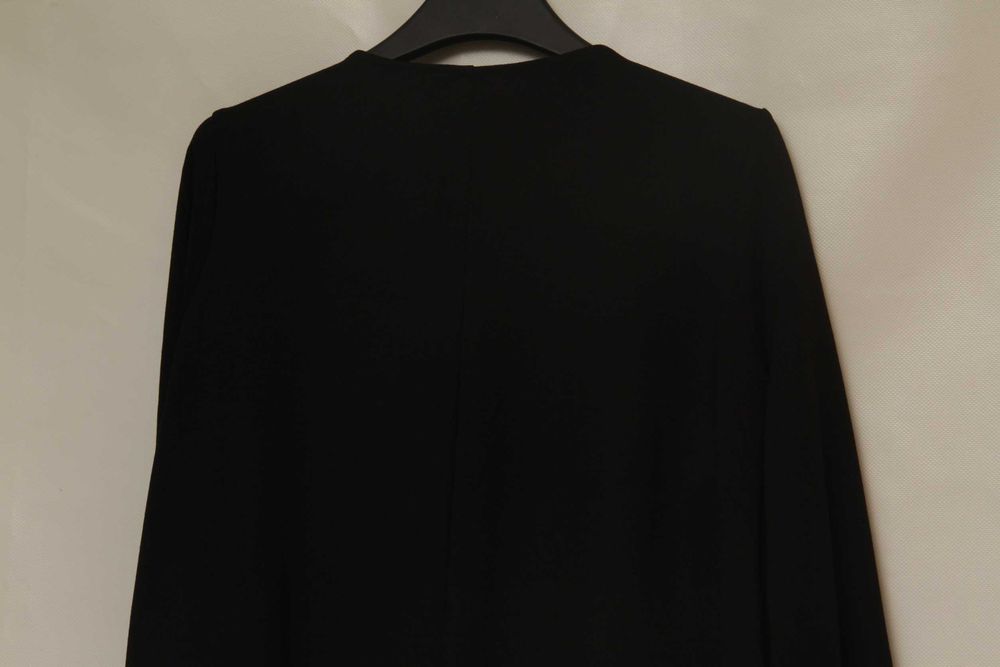 COS рр L платье из шерсти