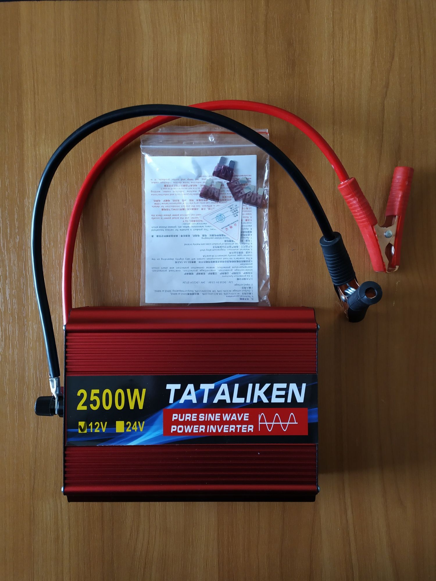 Інвертор 1600W  2500W Чистий синус, Перетворювач напруги 12V в 220V