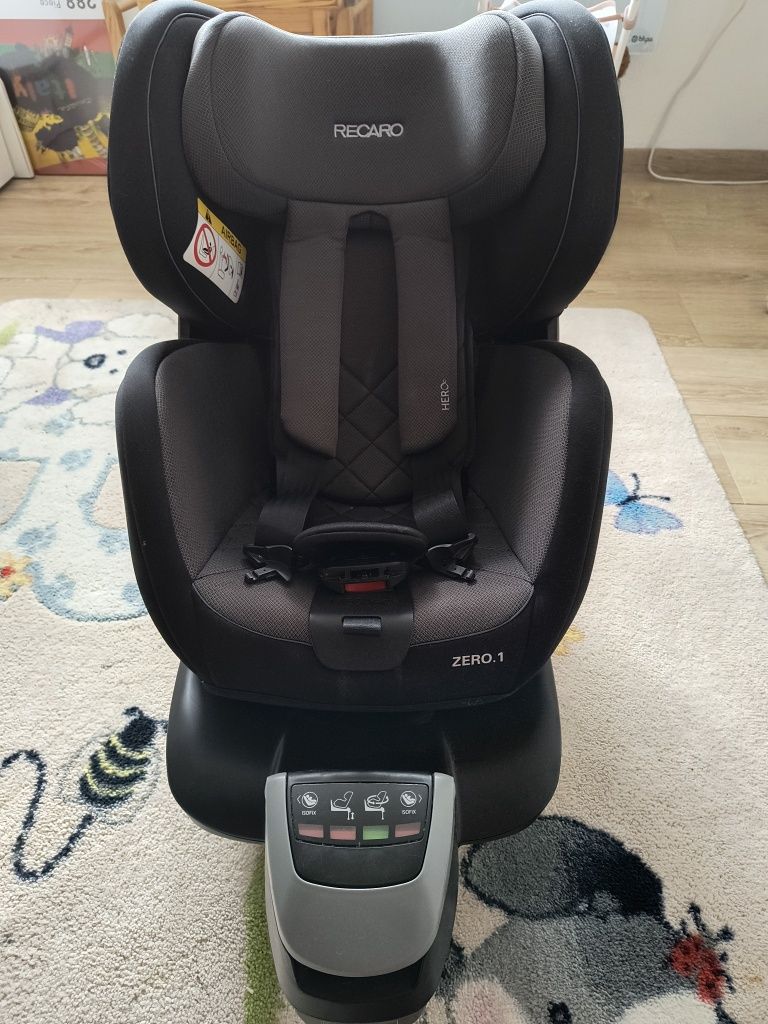 Fotelik samochodowy obrotowy Recaro Zero1