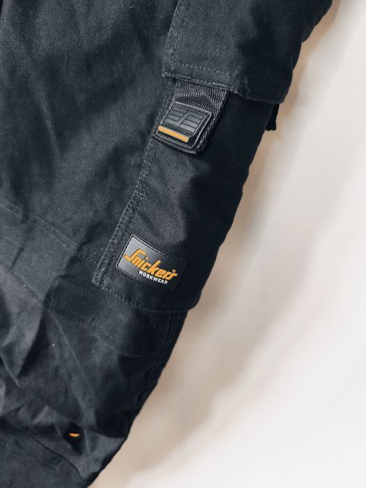 Odzież robocza bezrękawnik, spodnie, buty Strauss Snickers