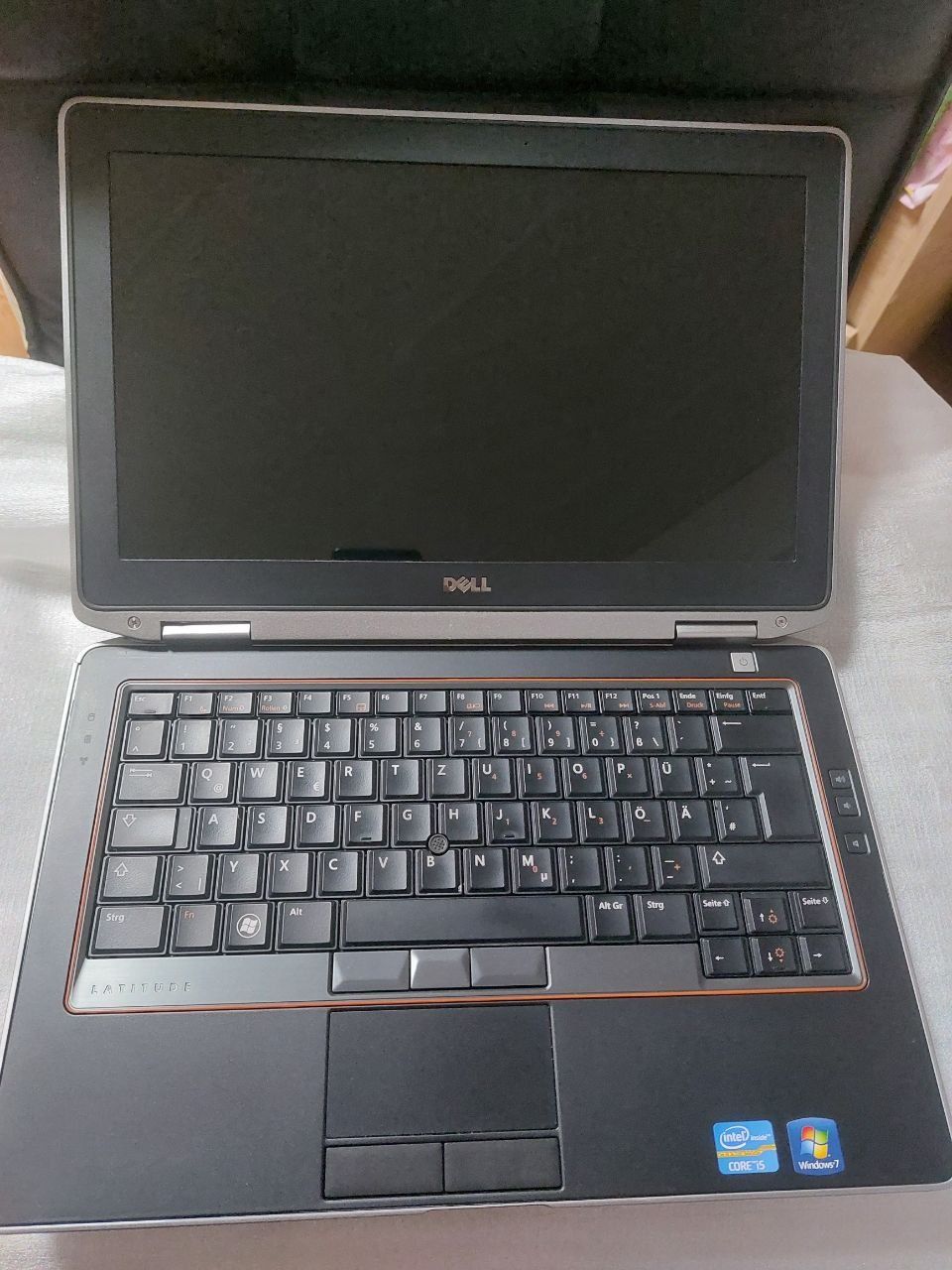 Dell Latitude E6230