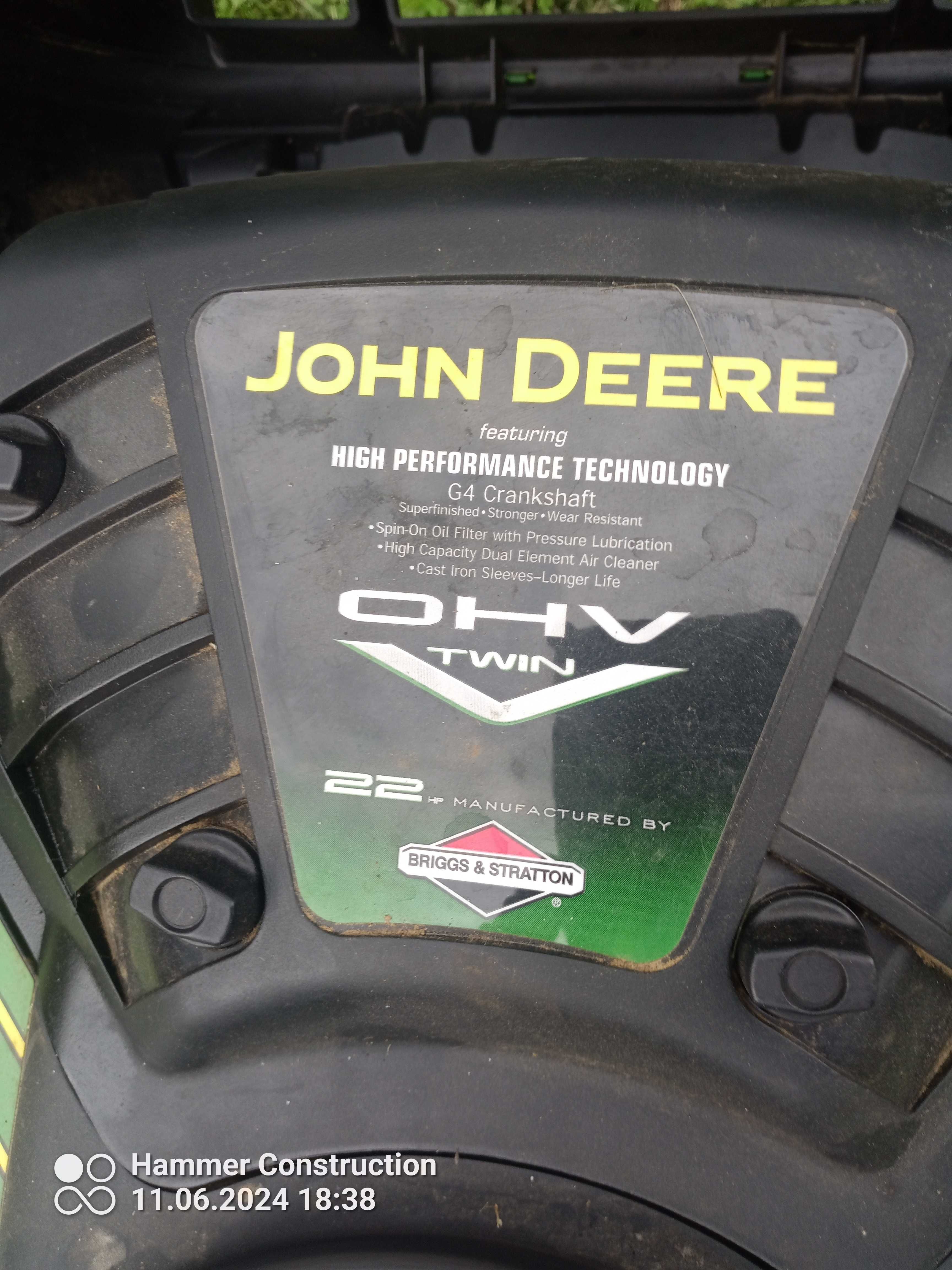 Traktorek Kosiarka JOHN DEERE 135 Automatic