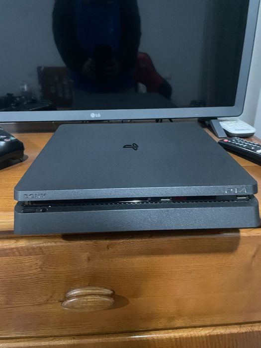 Play Station 4 com jogos