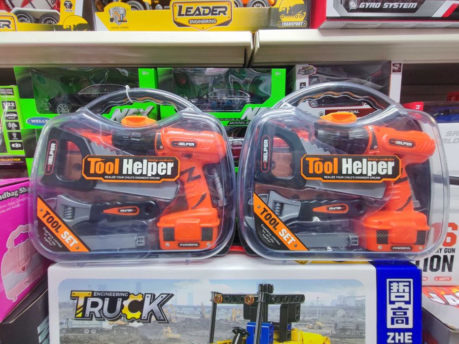 Дитячий набір інструментів в кейсі шуруповерт пила викрутка