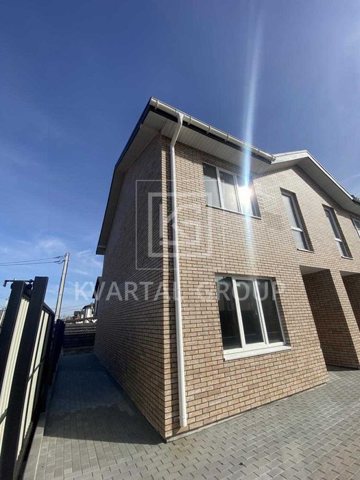 БЕЗ КОМІСІЇ! 100м2 Двоповерховий ТаунХаус без ремонту в 1,5 цегли