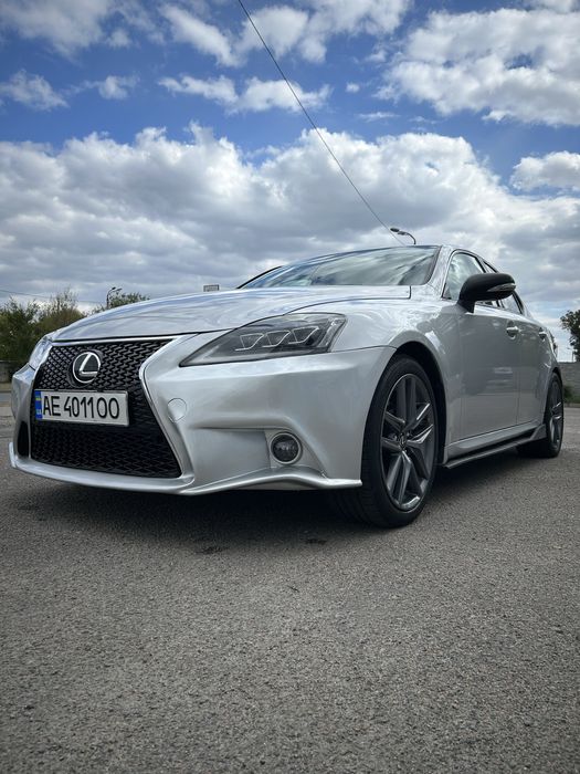 Продам Lexus IS 250