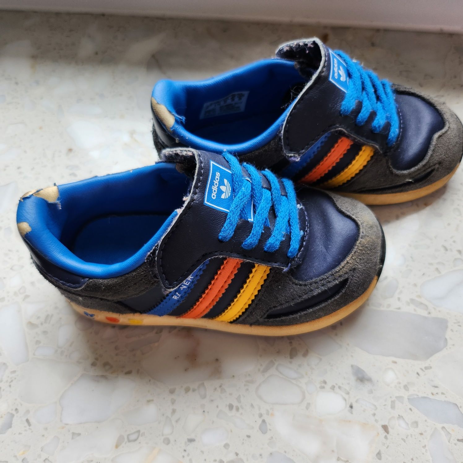 Buty Adidas rozm.22