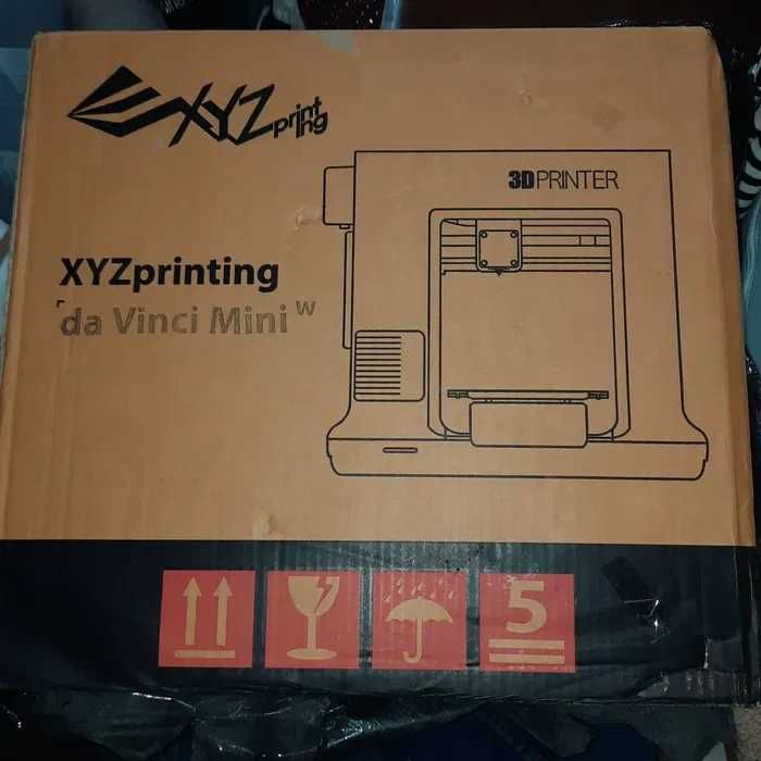 3D принтер XYZ da Vinci mini