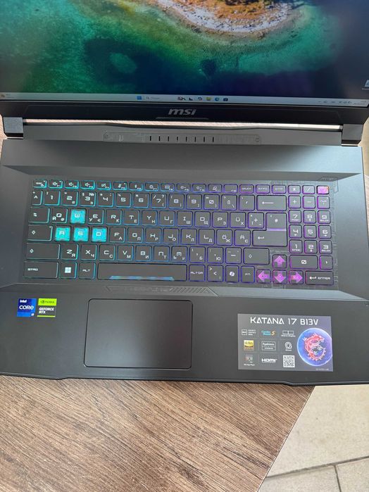 Продам! Ноутбук MSI Katana 17 B13VGK-671 (i9-13900H / RTX 4070)