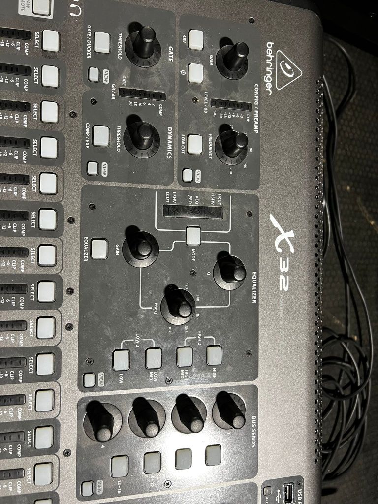 Behringer x32 + case + osłona