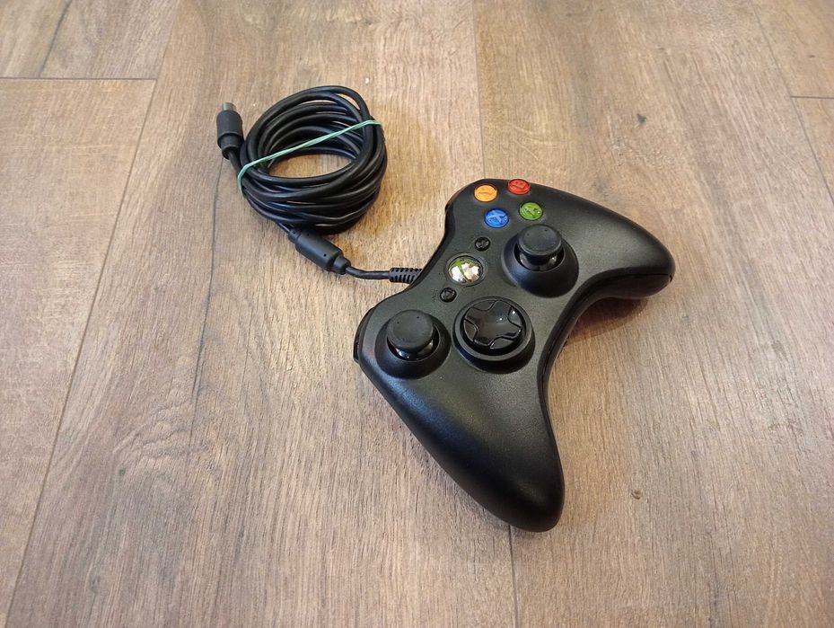 Oryginalny Przewodowy Pad - Xbox 360 (2)
